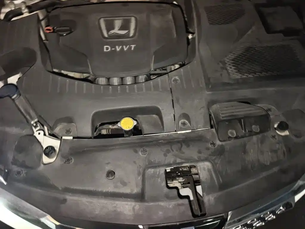 Luxgen U5 SUV — миниатюра 17