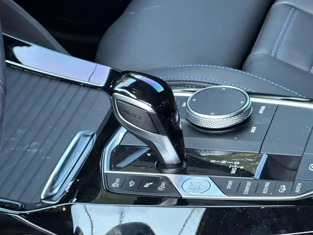 BMW X4 M40i — миниатюра 11
