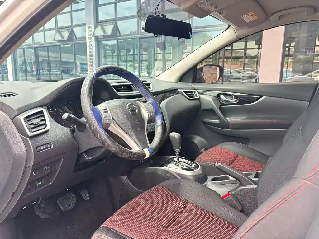 Nissan Qashqai — миниатюра 4