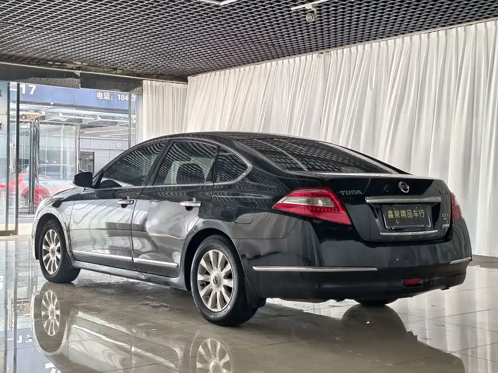 Nissan Teana — миниатюра 5