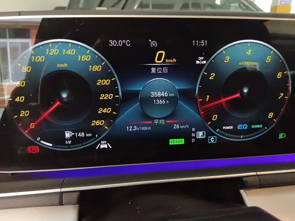 Mercedes-Benz GLE (Import) — миниатюра 13