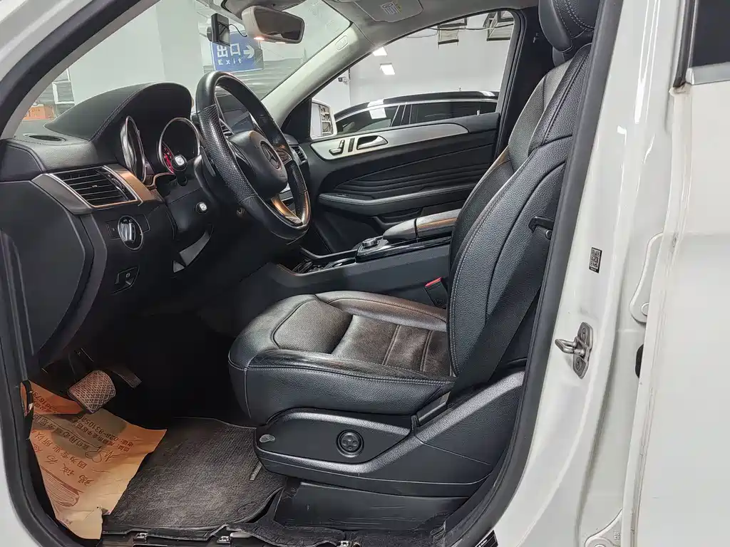 Mercedes-Benz GLE Coupe — миниатюра 7