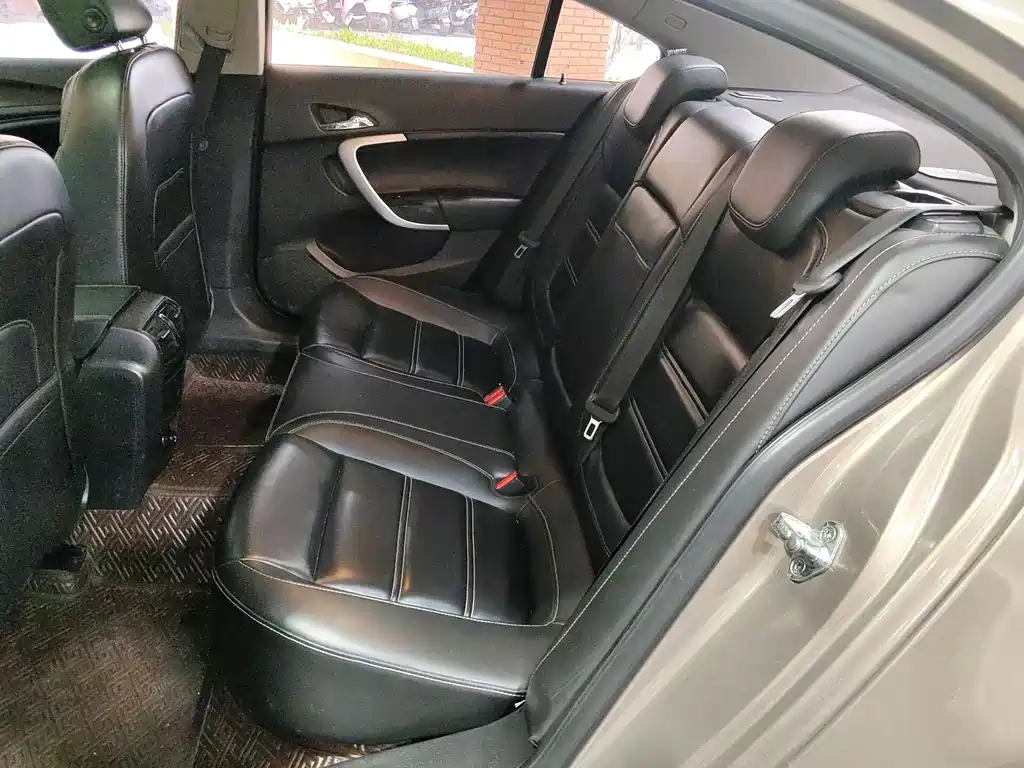 Buick Regal — миниатюра 11