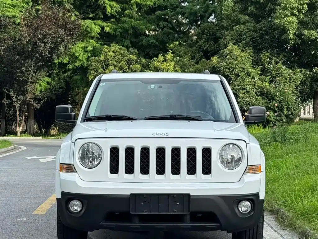 Jeep Patriot — миниатюра 2