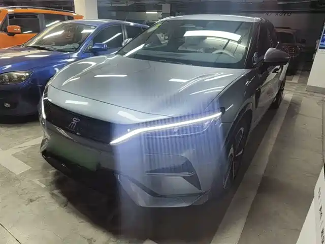 2025 BYD Song EV
