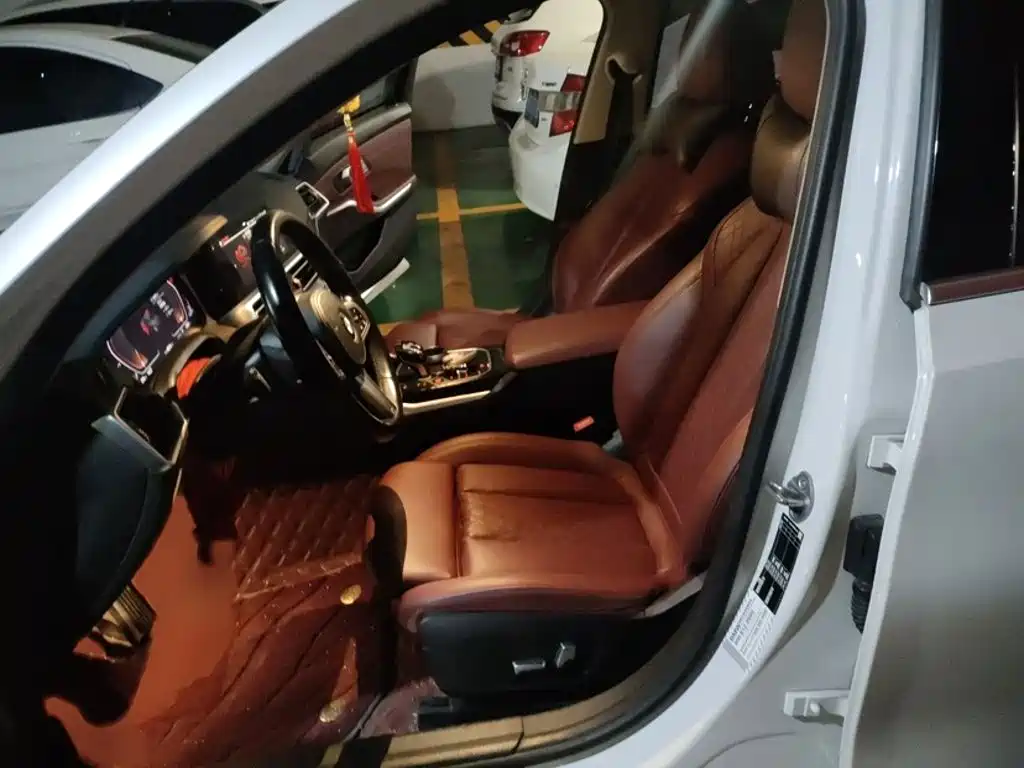 BMW 3 Series — миниатюра 12