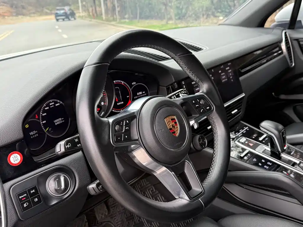 PORSCHE CAYENNE NEW ENERGY