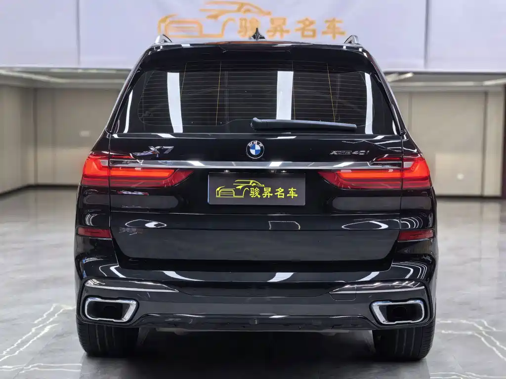 BMW X7 — миниатюра 5