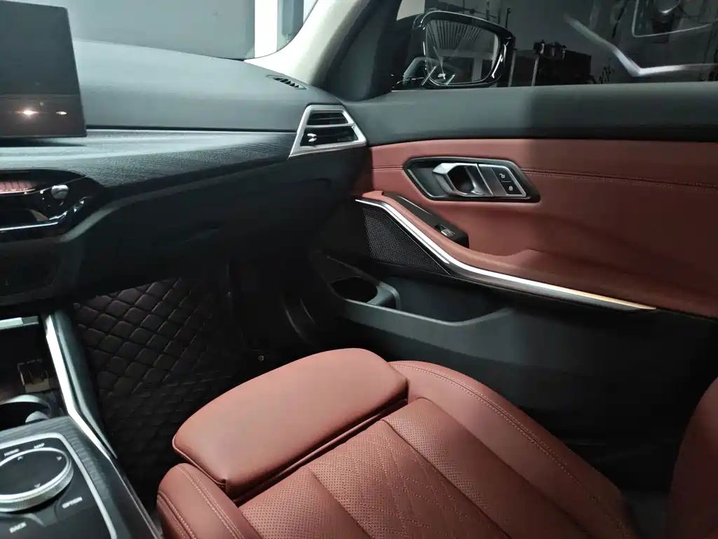 BMW 3 Series — миниатюра 10
