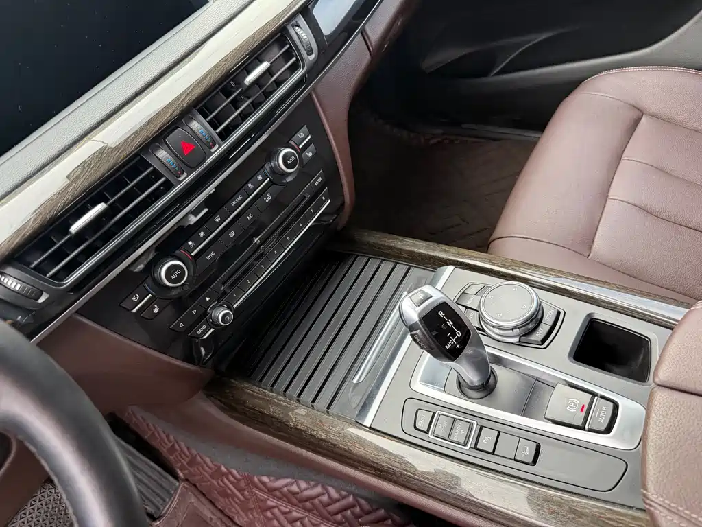 BMW X5 (Import) — миниатюра 4