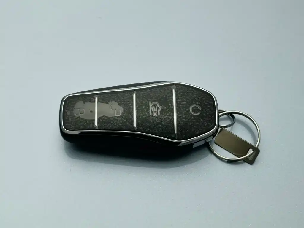 BYD Tang New Energy — миниатюра 19