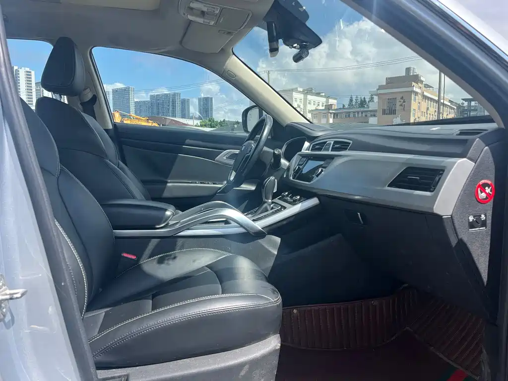 Geely Boyue — миниатюра 10