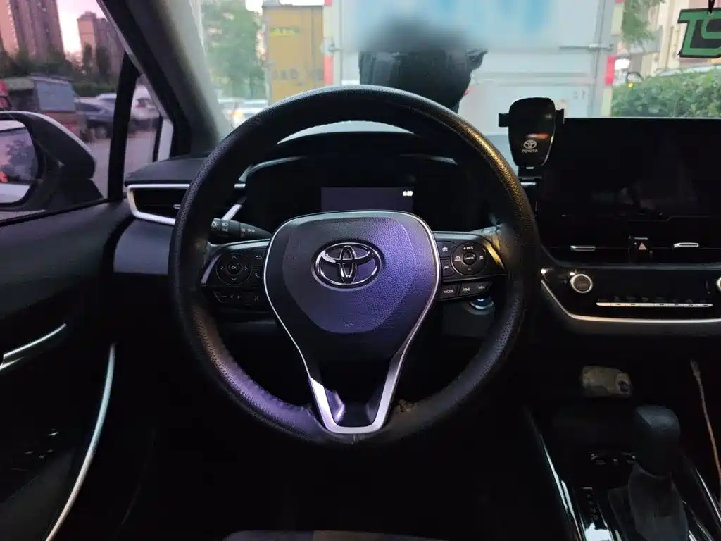 Toyota Corolla — миниатюра 11