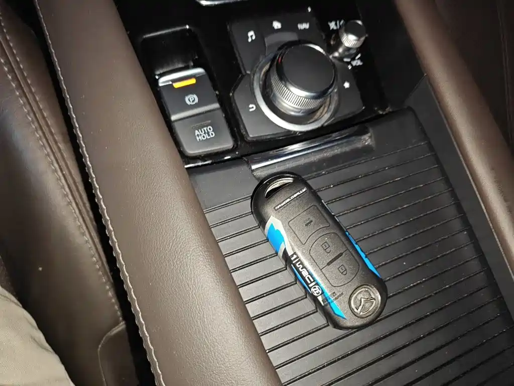 Mazda Atenza — миниатюра 12