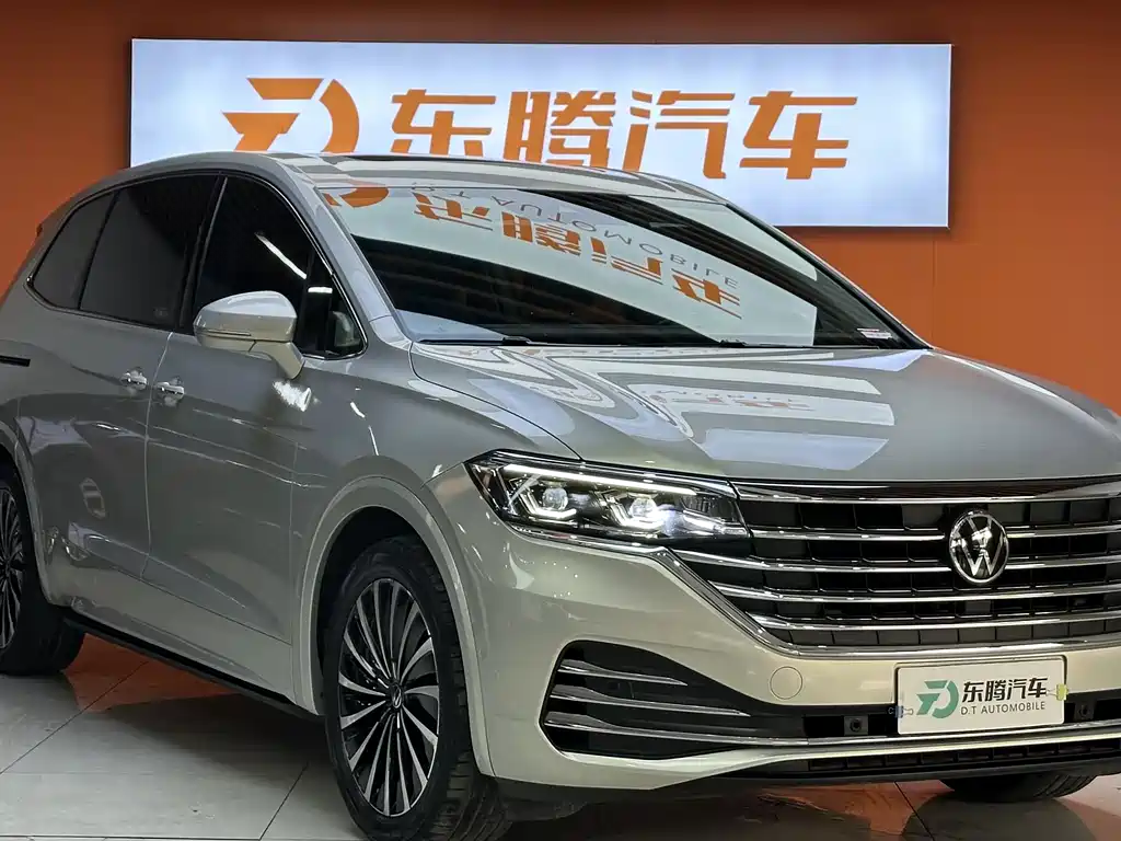 Volkswagen Viloran 2022 380TSI Luxury