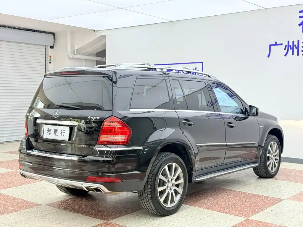 Mercedes-Benz GL-Class — миниатюра 8