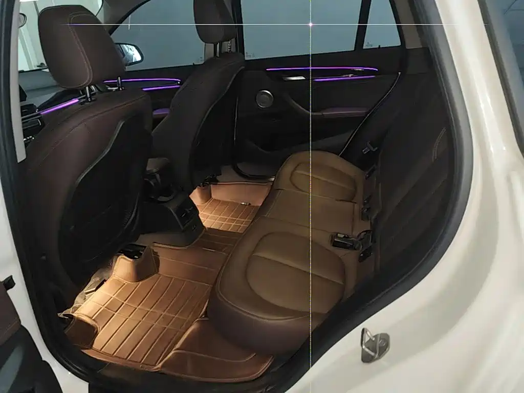 BMW X1 — миниатюра 17