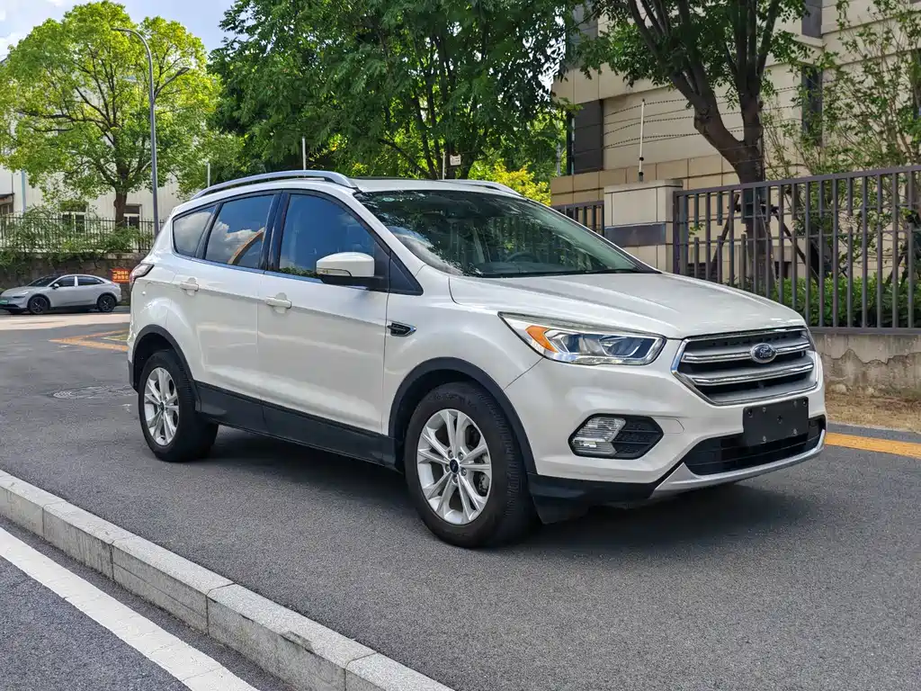 Ford Kuga — миниатюра 3