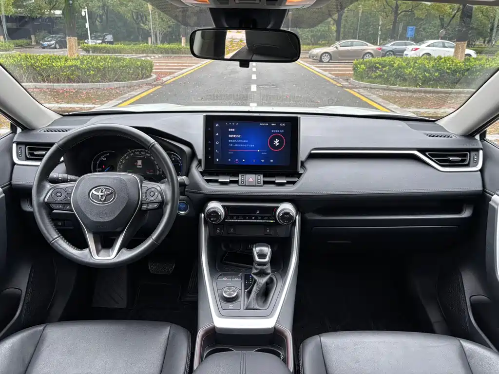 TOYOTA RAV4 RONGFANG