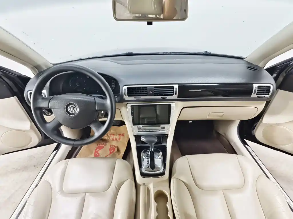Volkswagen Passat Lingyu — миниатюра 9