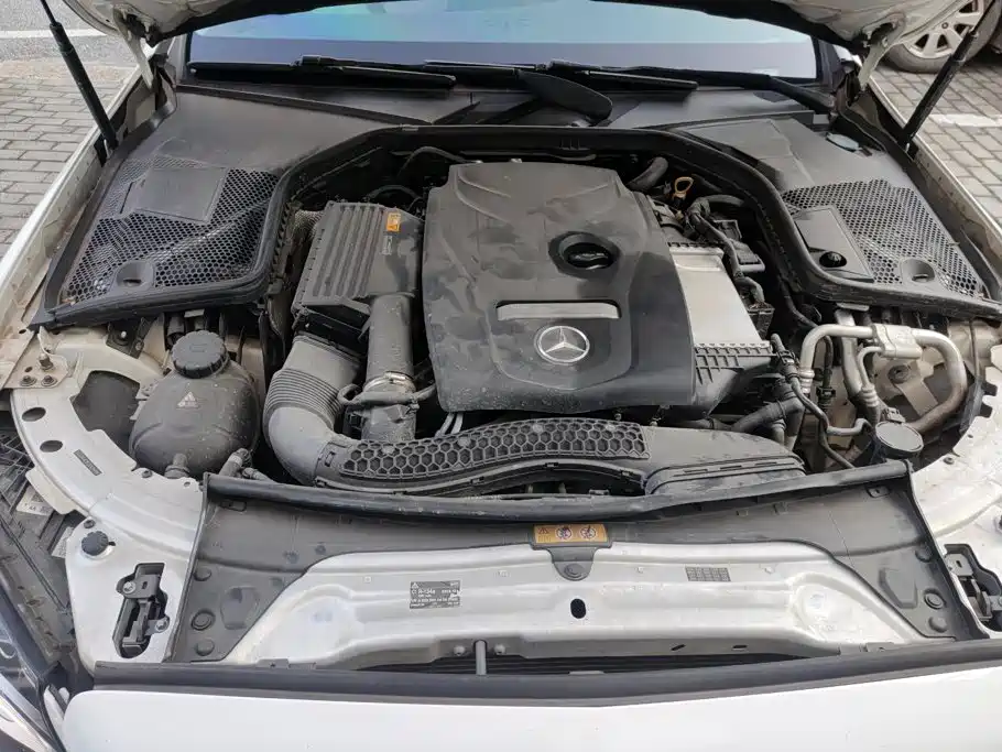 Mercedes-Benz C-Class — миниатюра 10