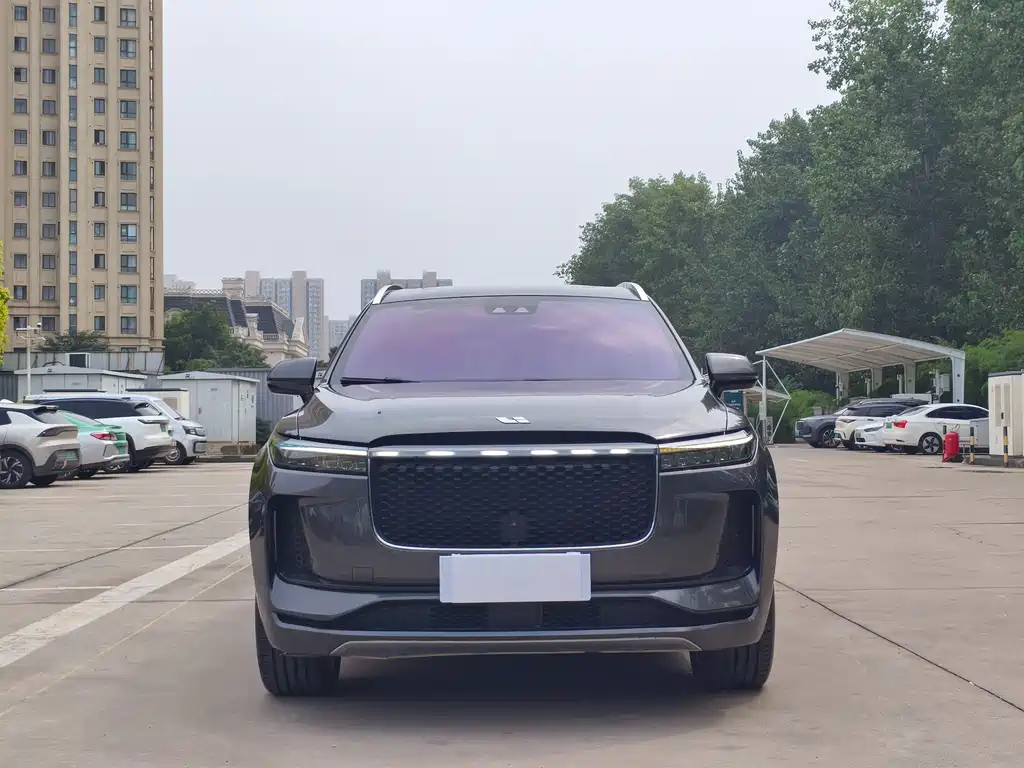 Li Auto Li ONE — миниатюра 2