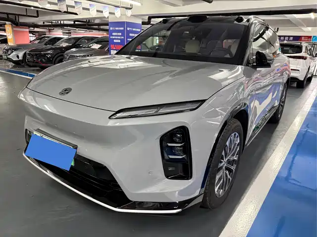 2025 Nio ES6