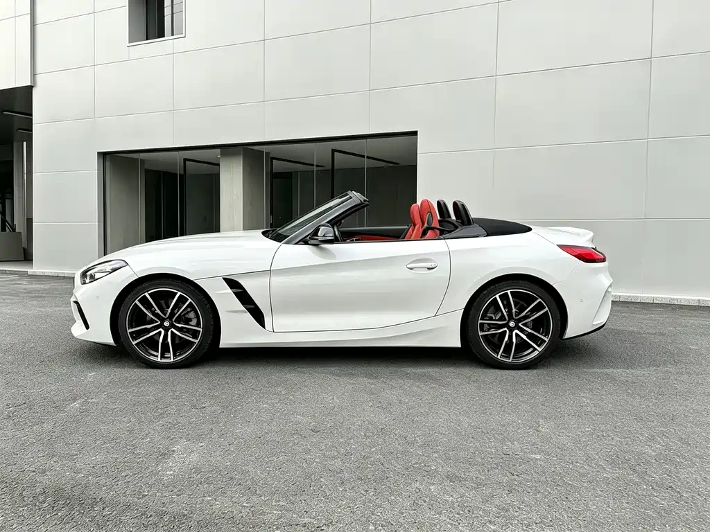 BMW Z4 — миниатюра 7