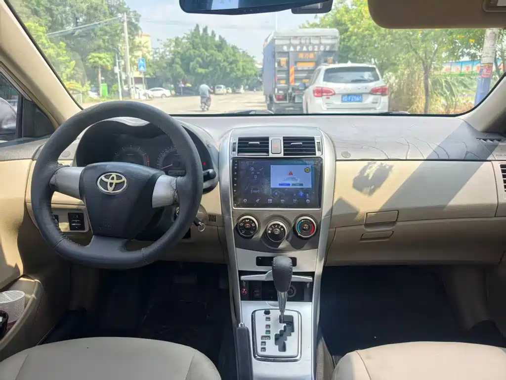 Toyota Corolla — миниатюра 10