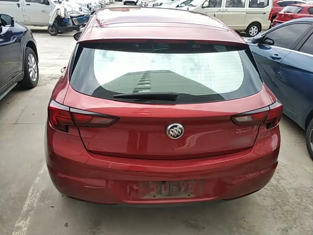 Buick Verano — миниатюра 6