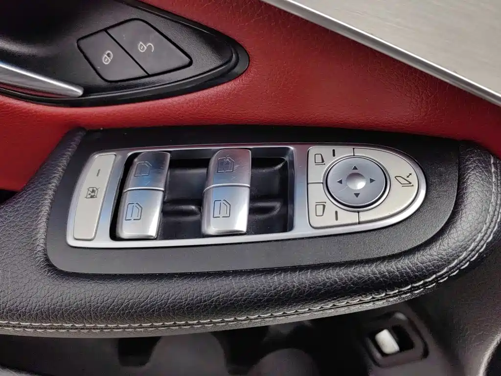 Mercedes-Benz GLC Coupe — миниатюра 9