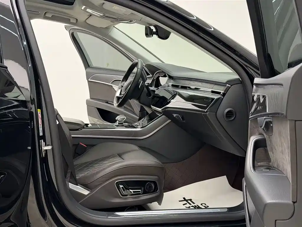 Audi A8 2021 A8L 50 TFSI quattro Comfort