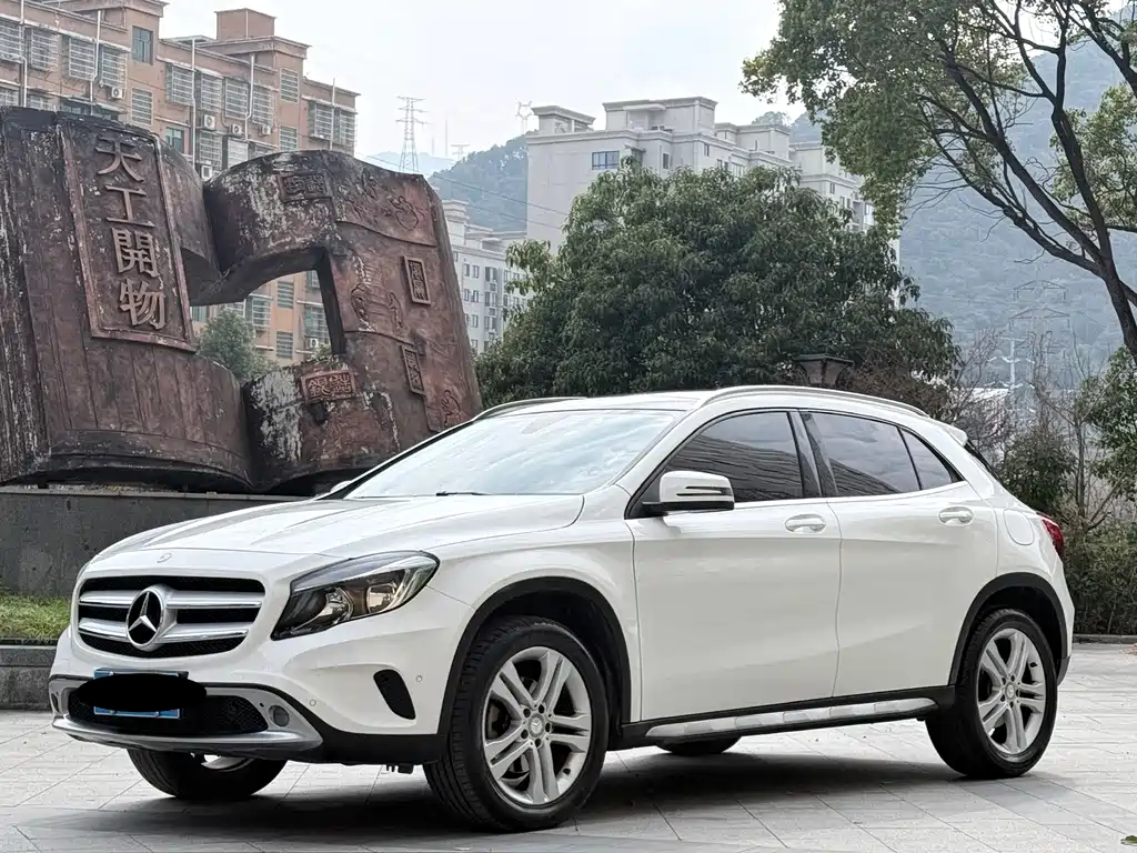 Mercedes-Benz GLA 2017