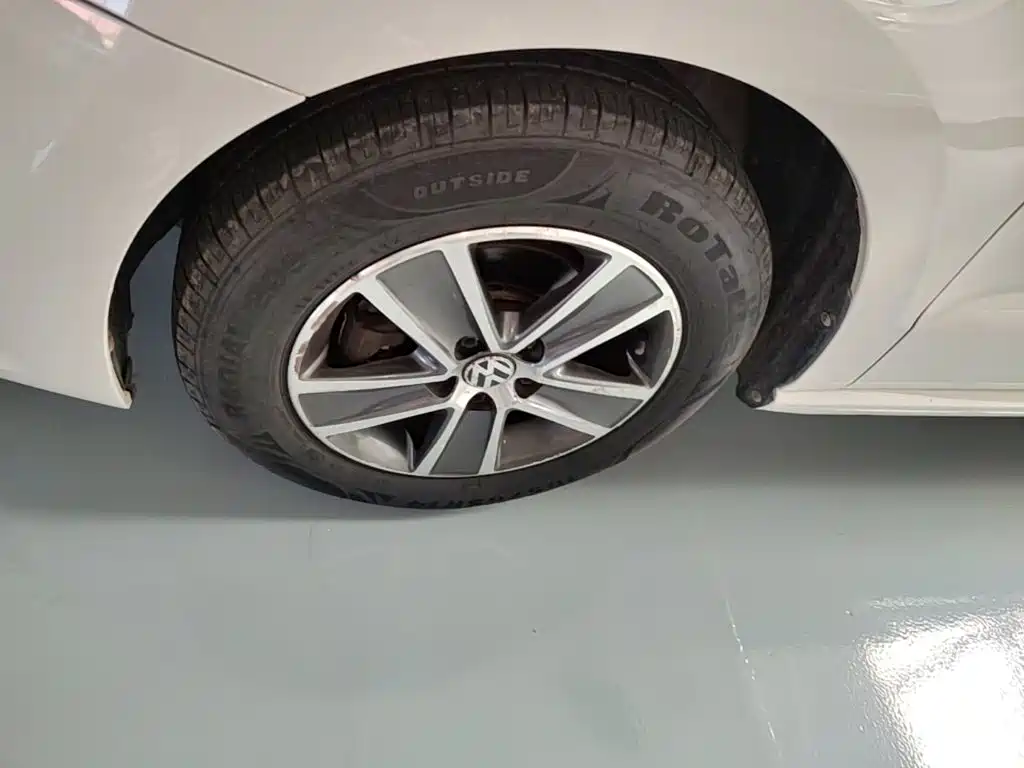 Volkswagen Polo — миниатюра 23