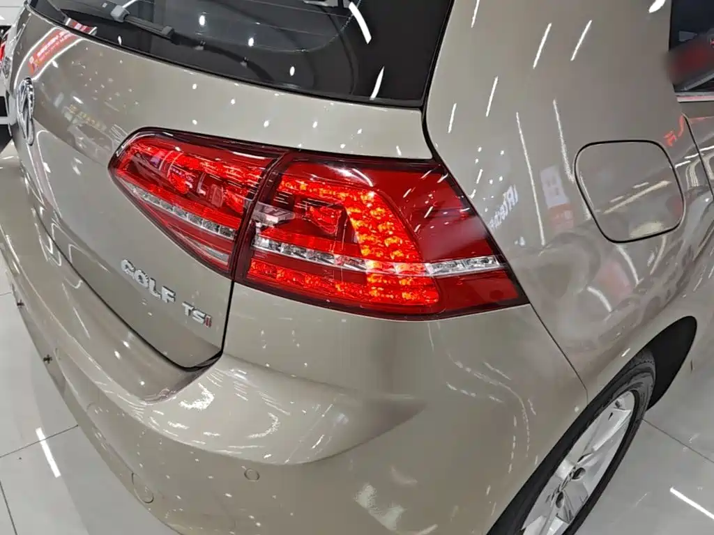 Volkswagen Golf — миниатюра 8