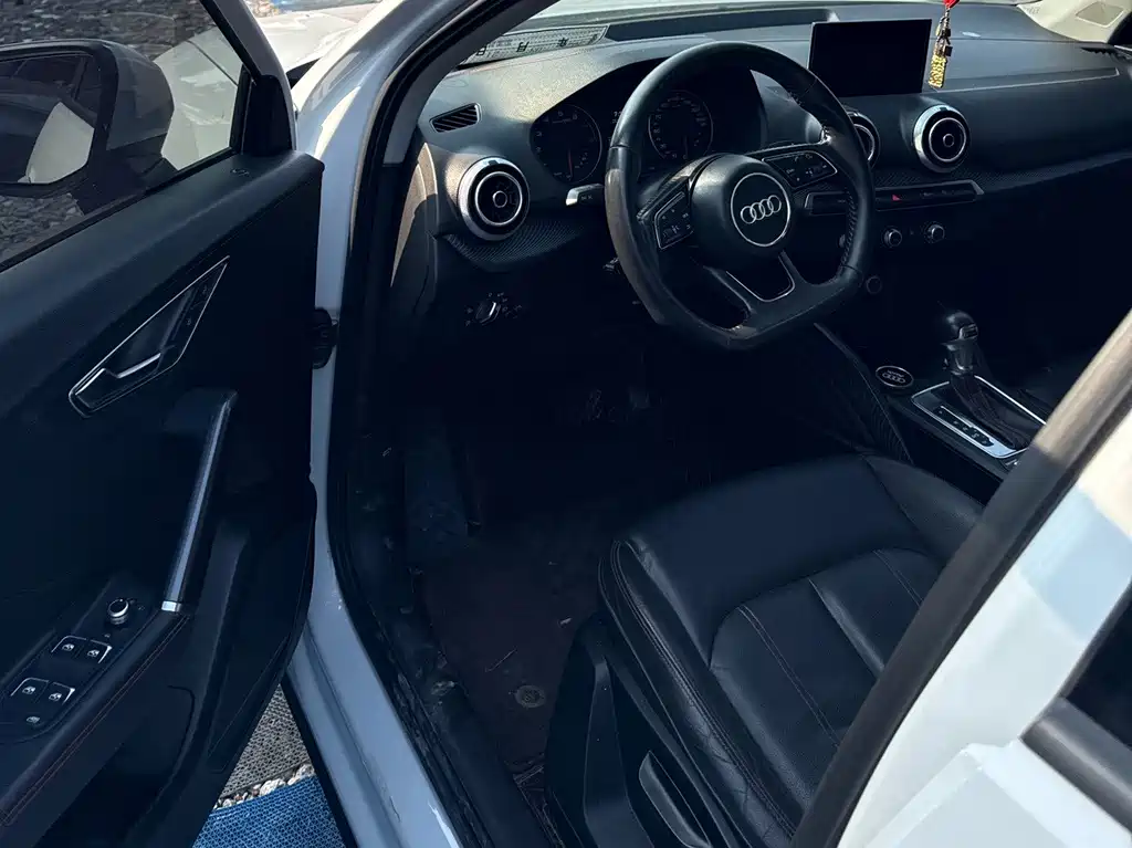 Audi Q2L — миниатюра 7