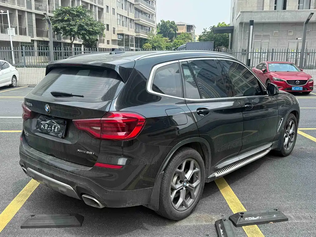BMW X3 — миниатюра 7