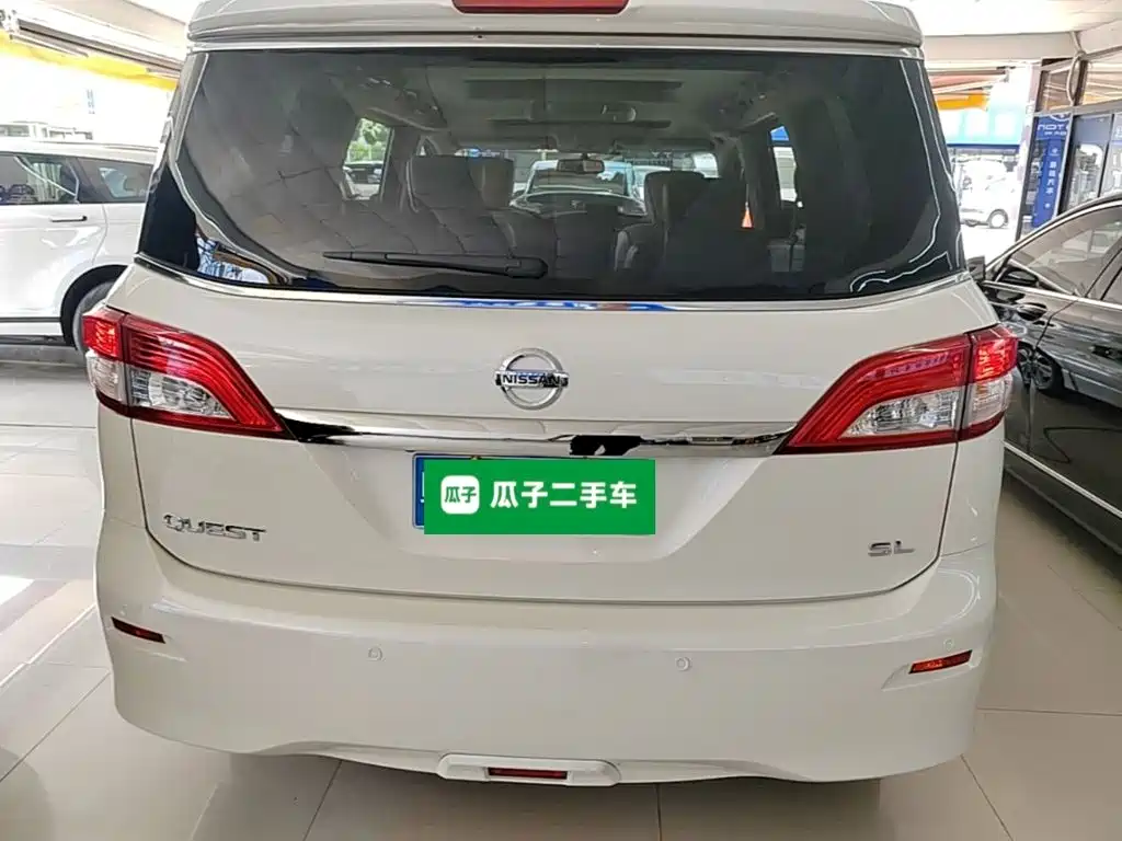 Nissan Quest — миниатюра 6