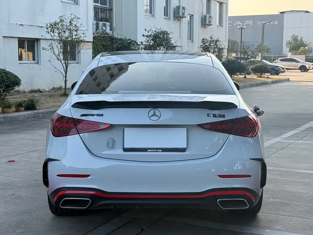 MERCEDES-BENZ C CLASS