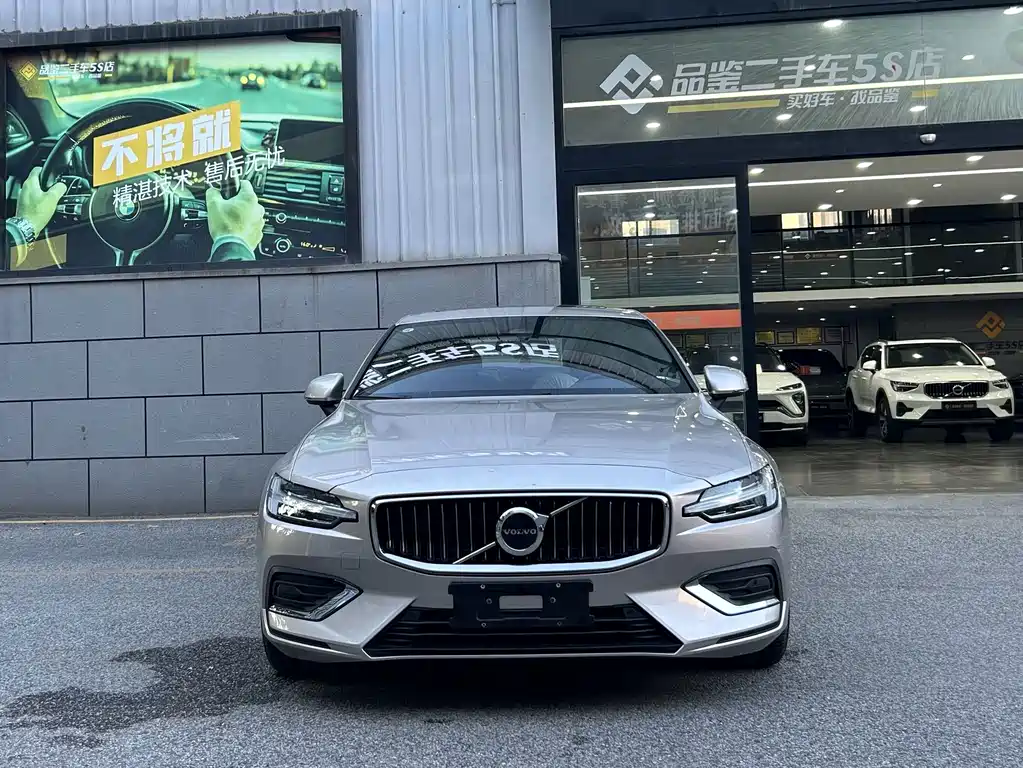 Volvo S60 — миниатюра 4