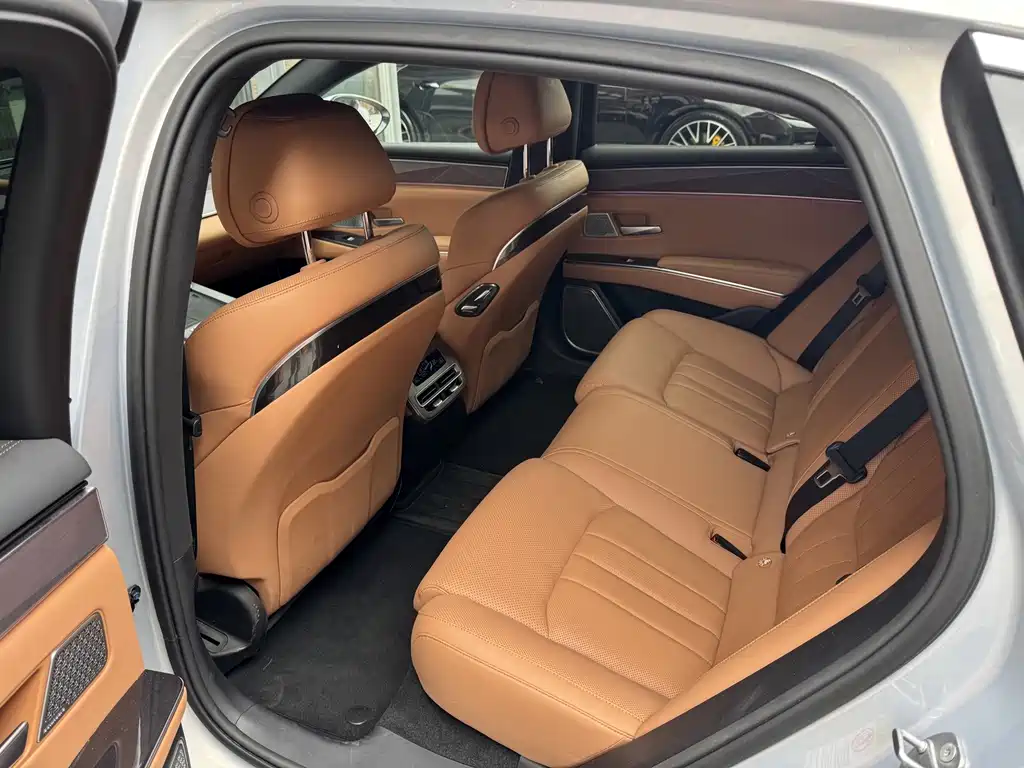 BYD Han L — миниатюра 8