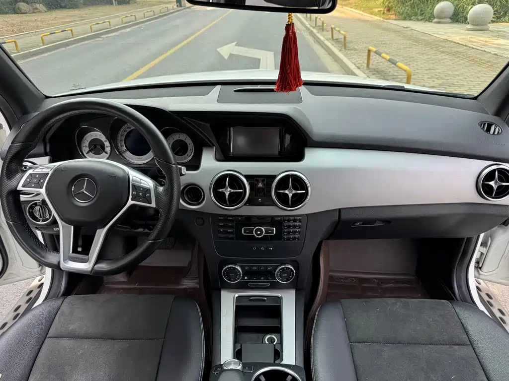 Mercedes-Benz GLK-Class — миниатюра 6