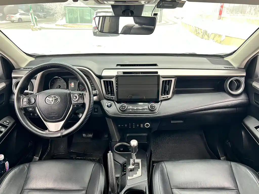 TOYOTA RAV4 RONGFANG