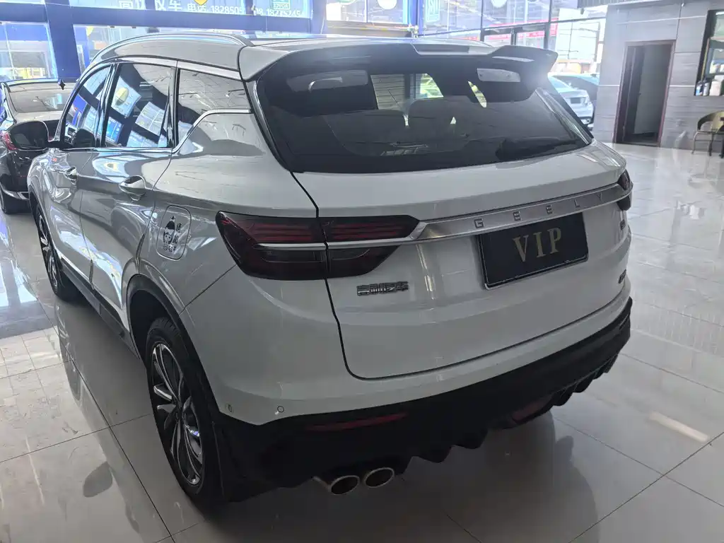 Geely Binyue — миниатюра 10