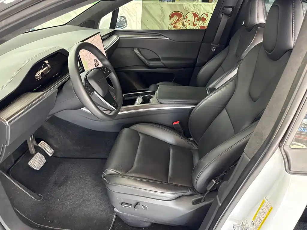 Tesla Model X — фотографии объявления, Фото 17