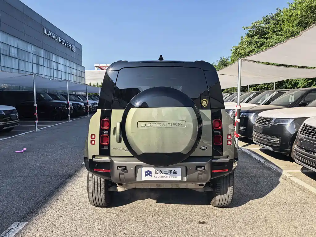 Land Rover Defender — миниатюра 5