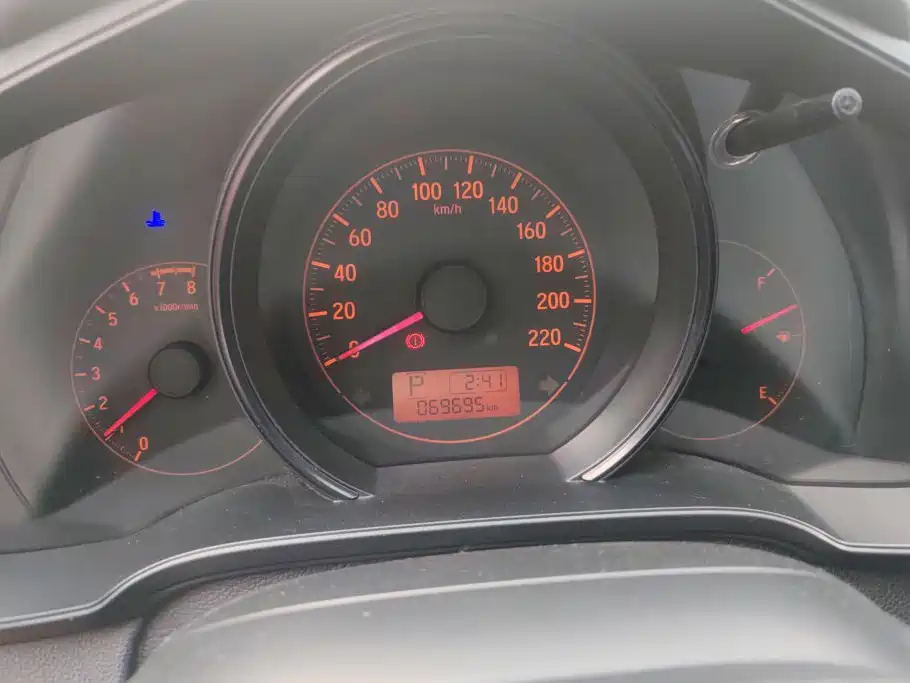 Honda Fit — миниатюра 14