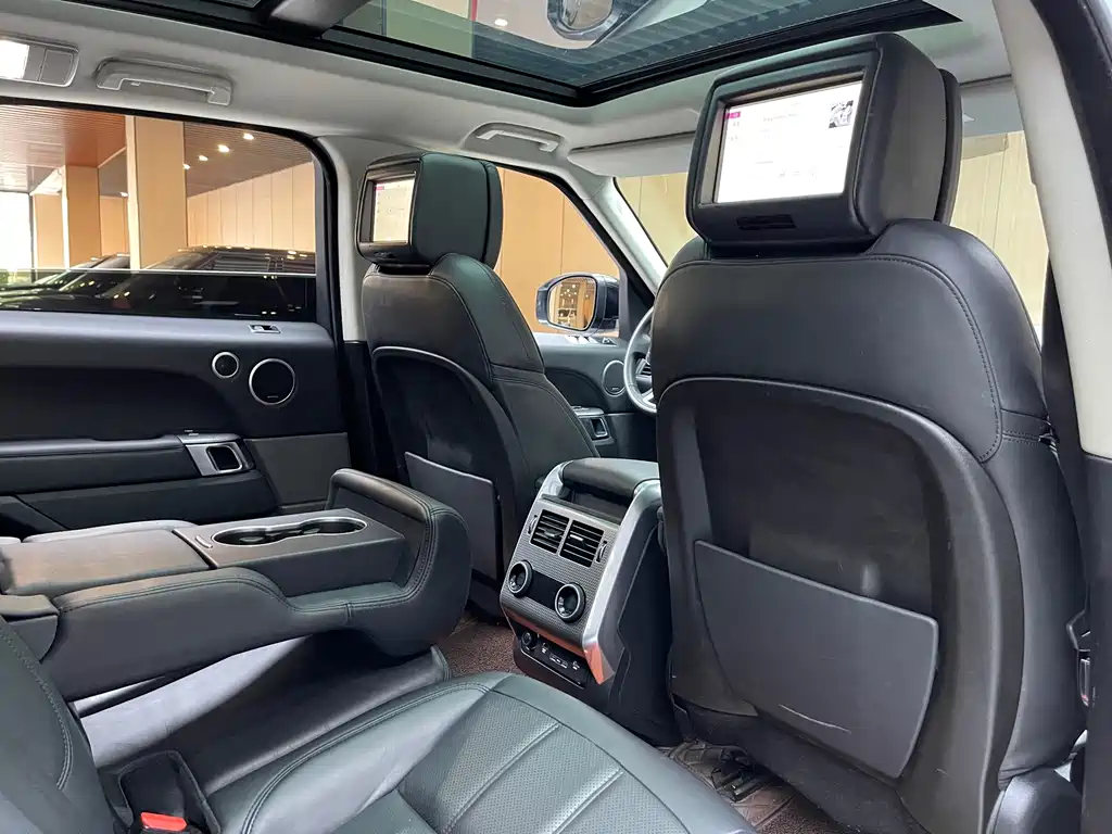 Land Rover Range Rover Sport 2018 3.0 SC V6 HSE DYNAMIC