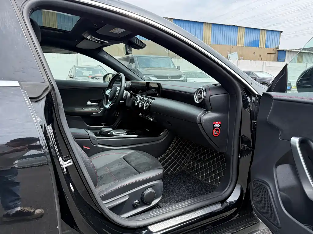 Mercedes-Benz CLA (Import) CLA 200, фото 12