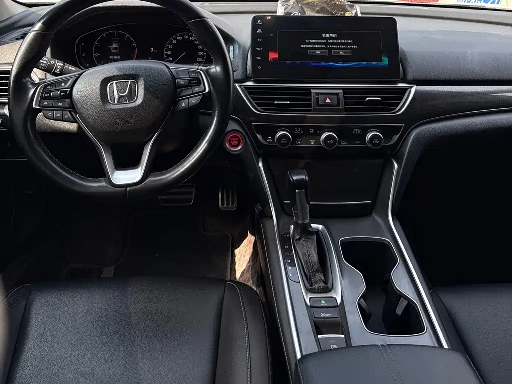 Honda Accord — миниатюра 9